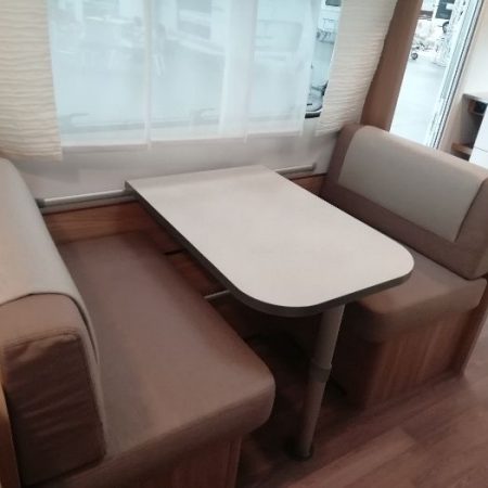 700x525-BURSTNER-PREMIO-LIFE-425-TS_1632479615