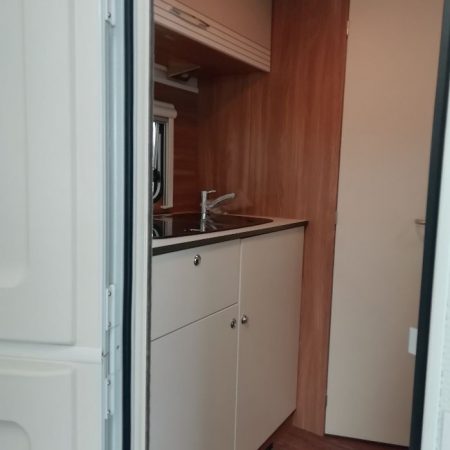 700x933-BURSTNER-PREMIO-LIFE-425-TS_16324796101