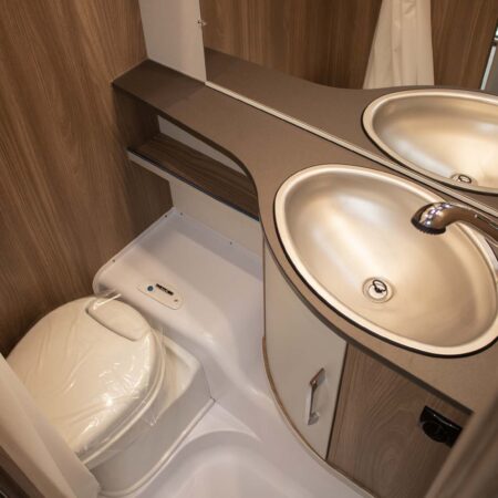 Bürstner Premio 490 TS 0010