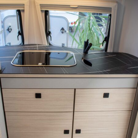 Eriba Familia 320 0002