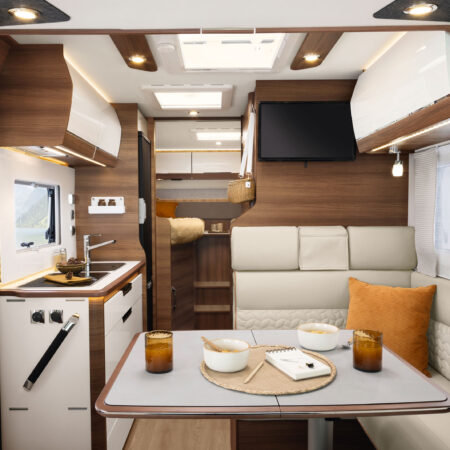 C55i - SALON