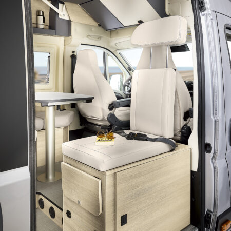 CAMPER_FIVE_CUISINE_2